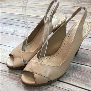 Size 8M Gianni Bini Open Toe Slingback Nude Heels